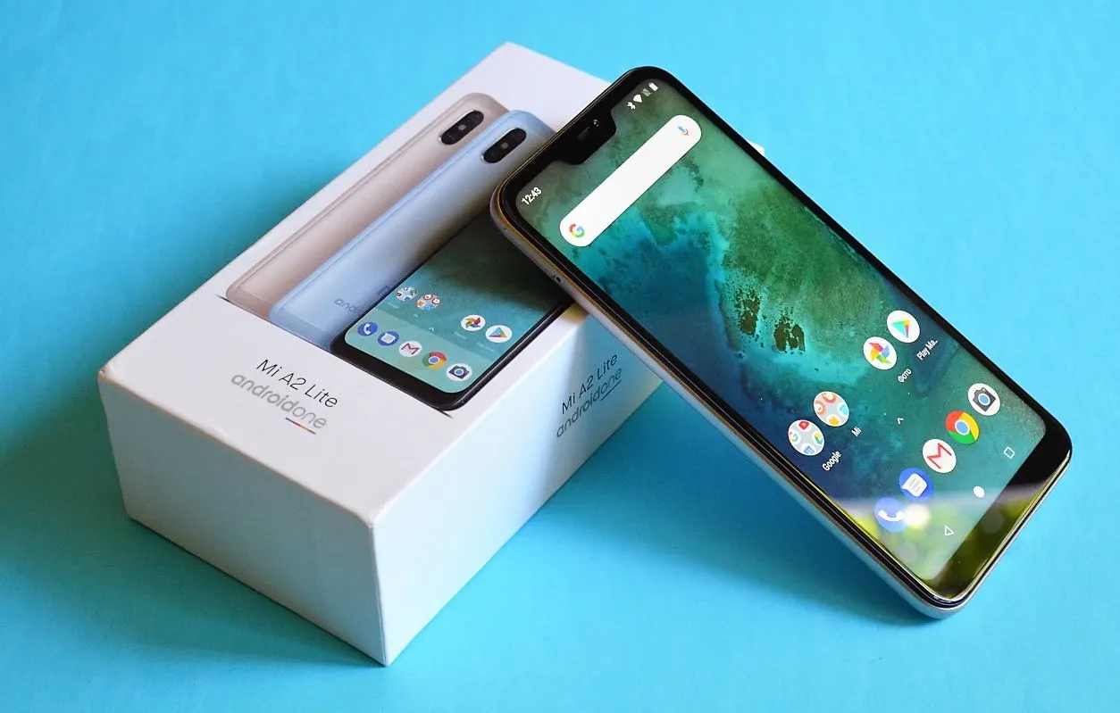 Xiaomi Mi A2 Lite – самый глупый выбор у этого бренда. Девайс просто нельзя покупать