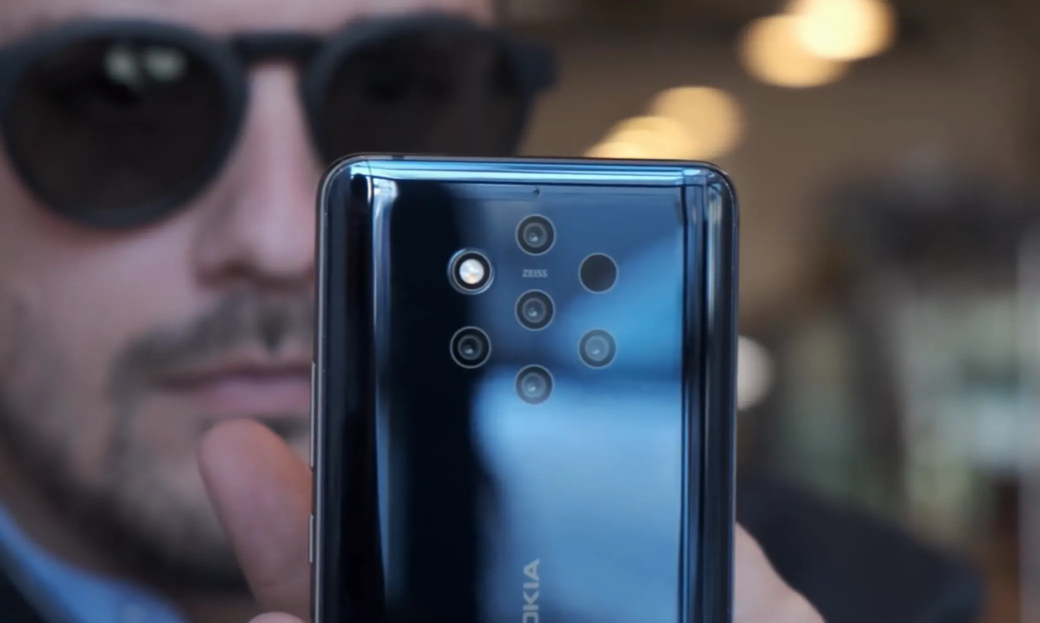 Nokia 9 можно взломать обычной жвачкой. Нулевая безопасность
