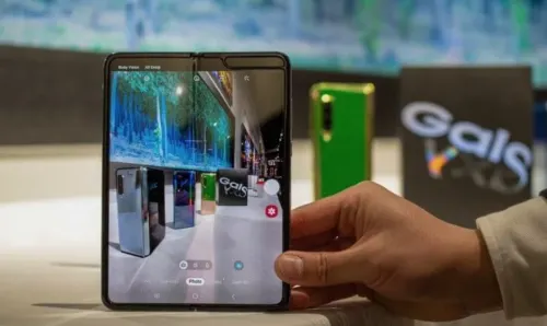 Как Samsung спасет Galaxy Fold