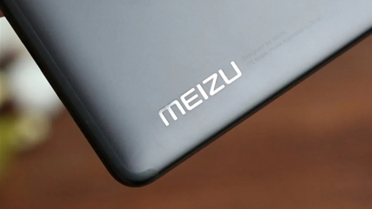Meizu 16s презентуют в конце апреля. Перед релизом бренд устроит распродажу наушников