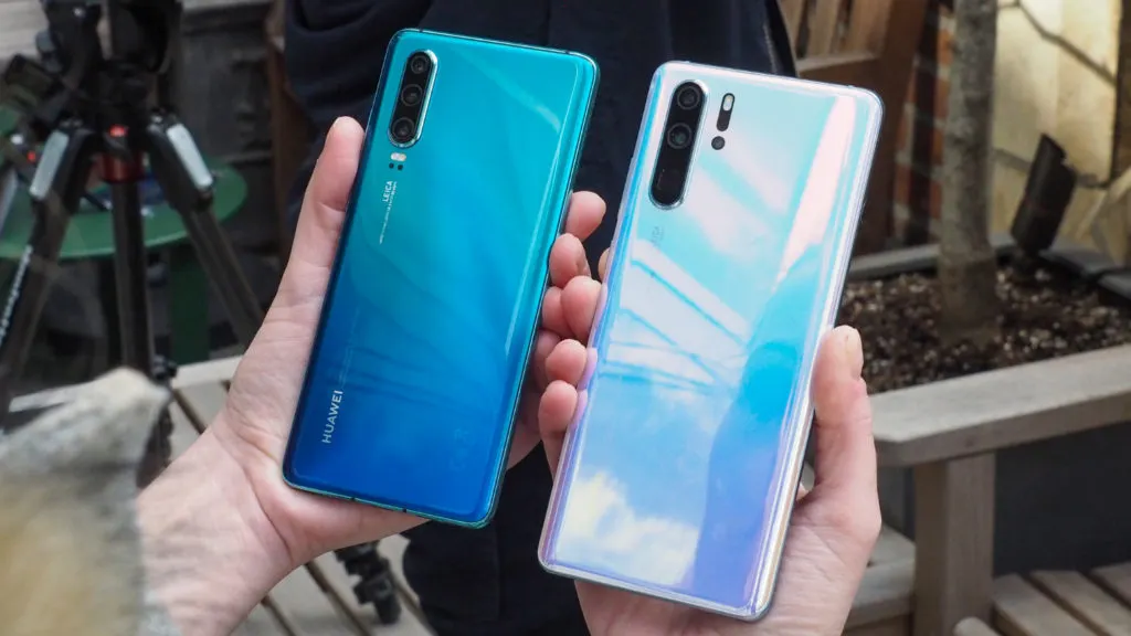 В Россию привезли Huawei P30 и P30 Pro. Цена на удивление адекватная