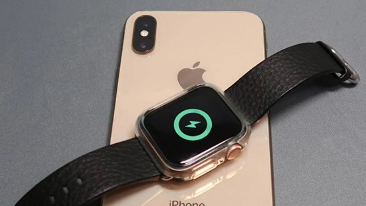 Следующие iPhone смогут подзаряжать AirPods и Apple Watch. Как назвать эту функцию?