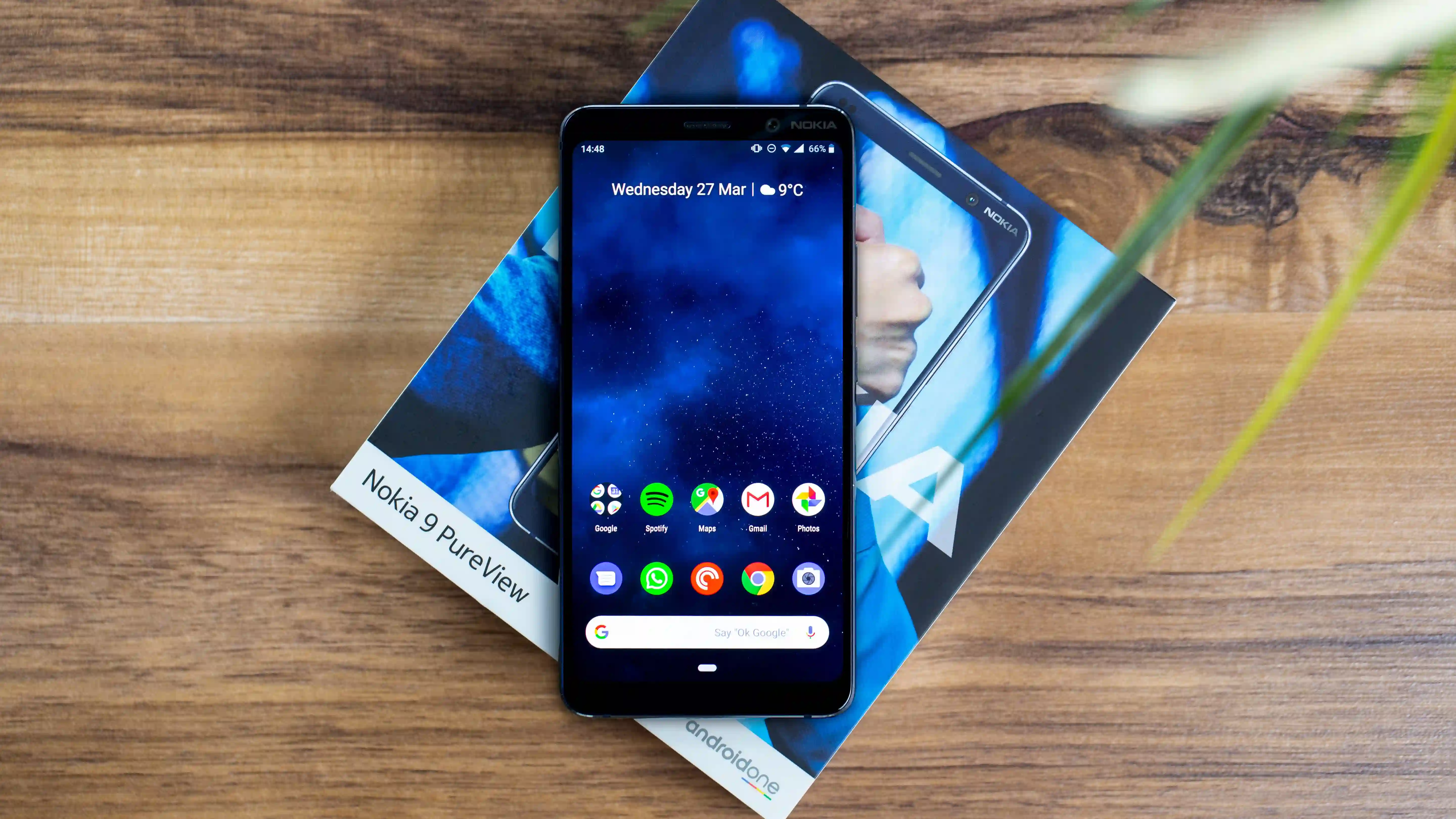 Nokia 9 уже распродают с огромными скидками. Но не помогут даже они – девайс просто бездарен
