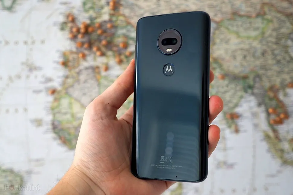 Motorola G7 Plus скоро привезут в Россию. Что он умеет?