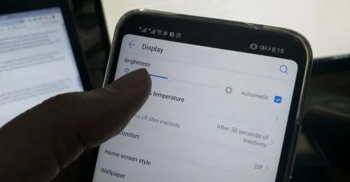 Nokia выпустила абсурдную рекламу. Весь отдел маркетинга нужно разгонять