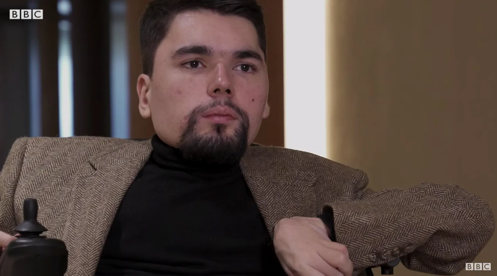 «Дуров связался и предложил помощь». Главное из интервью BBC с автором блога «Сталингулаг»