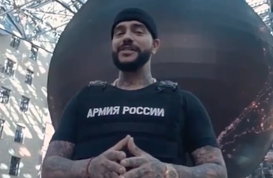 Тимати не взяли в армию из-за татуировок – он был рад. Теперь Тимур делает коллаб с «Армией России»