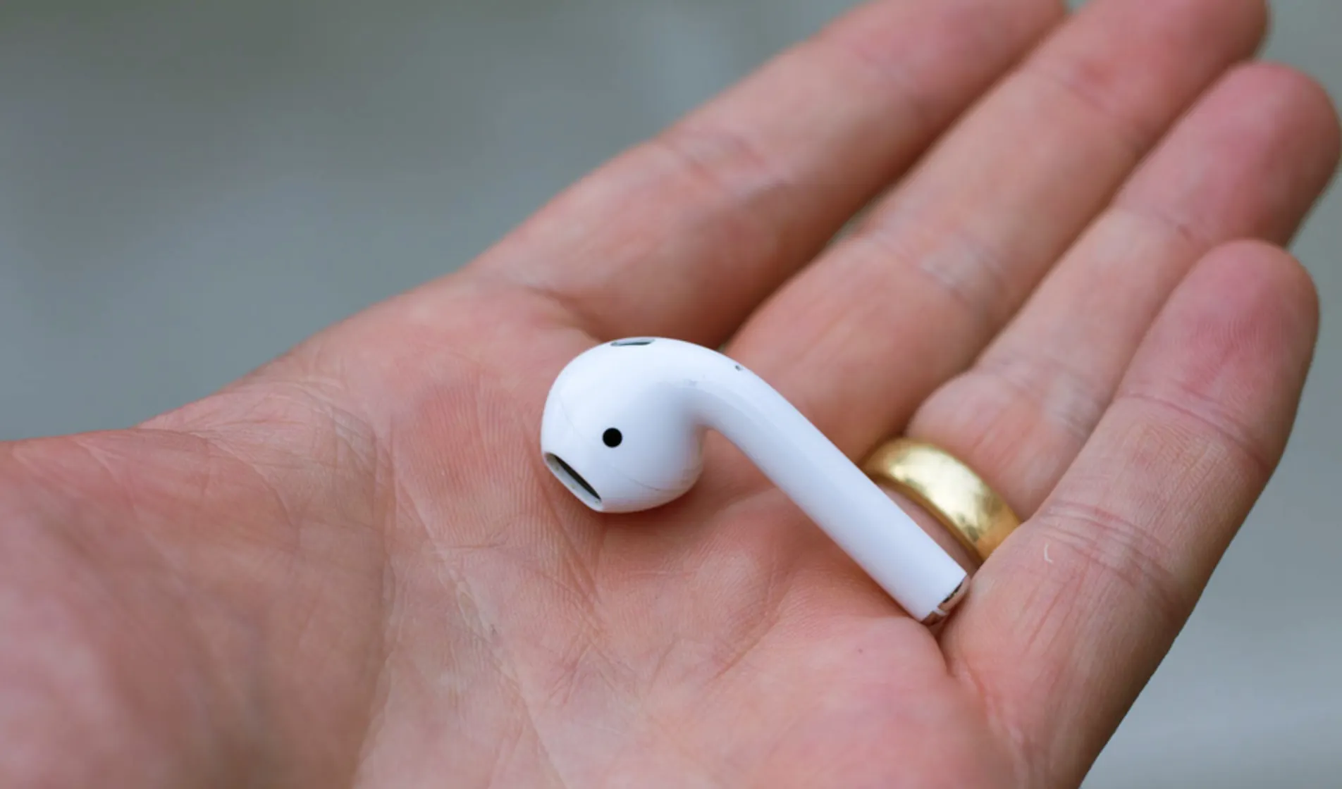 Как собрать AirPods всего за $4. Инструкция от 15-летнего парня