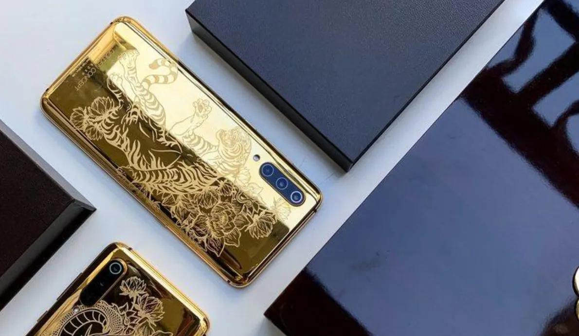 Xiaomi готовит царский Mi 9. С корпусом из чистого золота