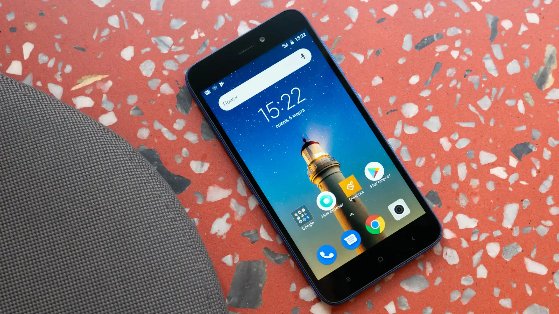 Xiaomi Redmi Go распродают за гроши. Покупать или слишком слабый?