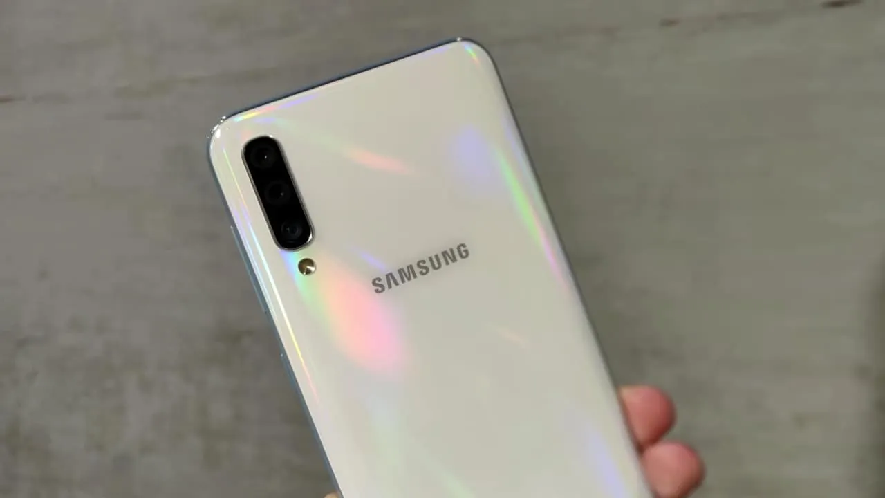 Как я покупал Samsung Galaxy A50 в МТС. Теперь понимаю, на чем зарабатывает магазин