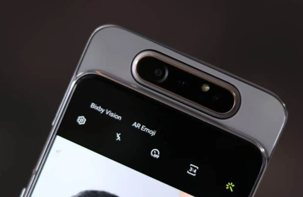 Samsung Galaxy A90 – новый флагман корейцев с огромным экраном. Что о нем известно?