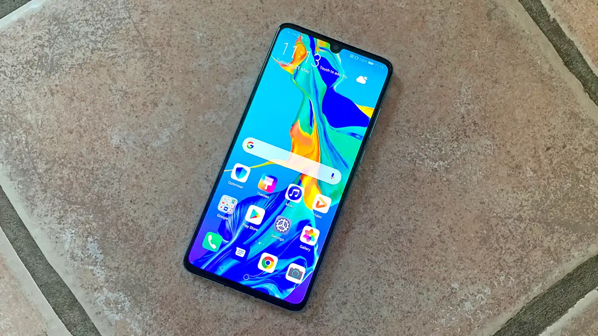 Два отличных девайса Huawei продают со скидками в МТС. Один – фотофлагман, другой – с уникальной фронталкой