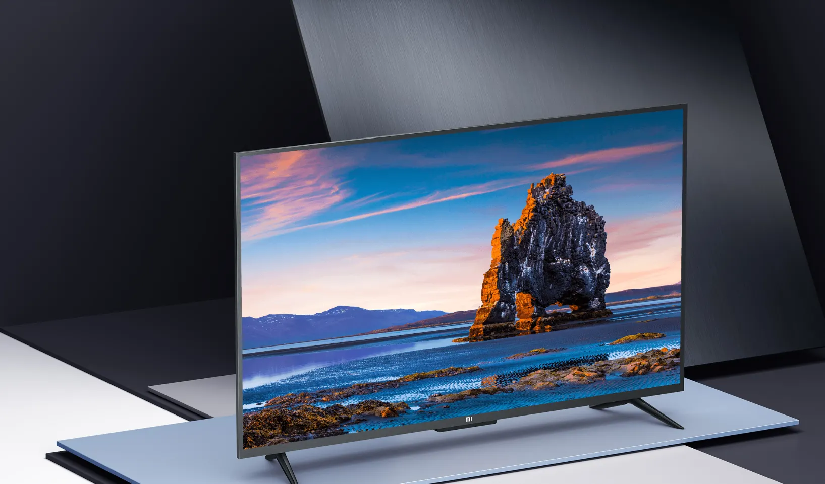 Xiaomi снова привезла в Россию телевизоры. Но их не купить без Mi 9 или Mi 9 SE