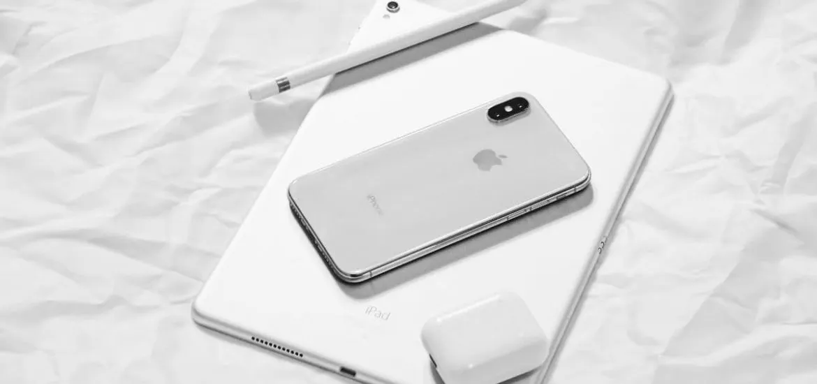 Новый iPhone получит жирную батарейку. А в 2020 году выйдет iPhone XR с OLED-экраном