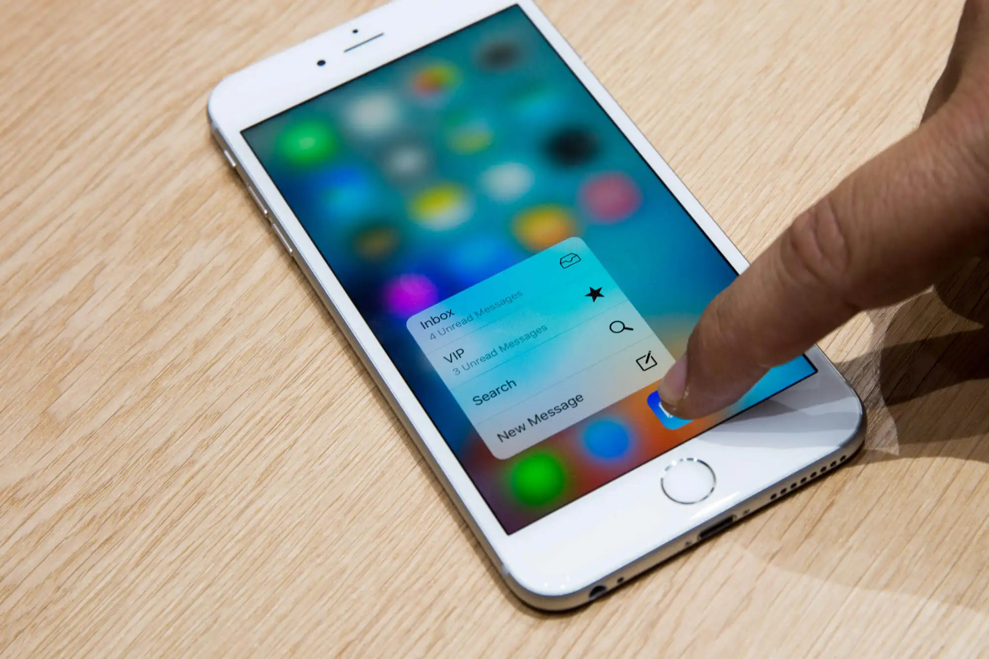 Официальный iPhone 6s продают дешевле, чем на «сером» рынке. Нужно знать промокод