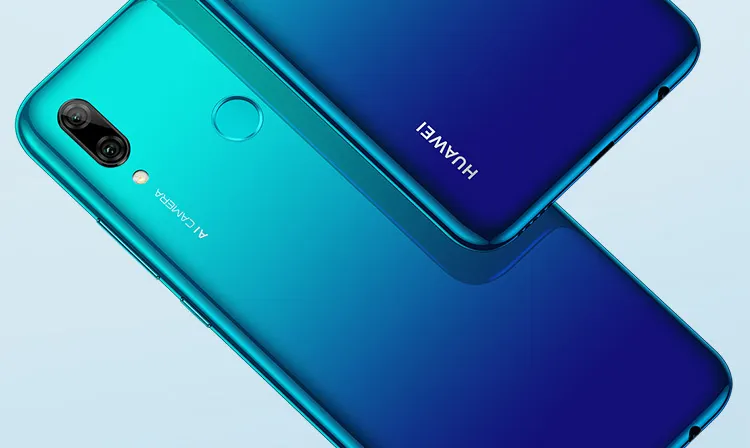 Huawei P Smart отдают по лучшей цене в России. С кэшбеком и подарком