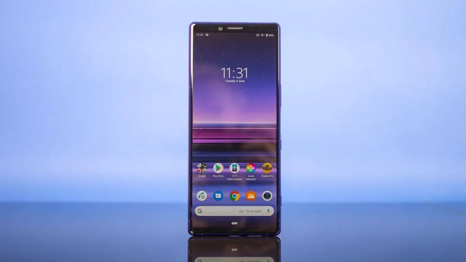 Sony Xperia 1 теперь стоит дешевле, чем Xperia 5. Какой девайс выбрать?