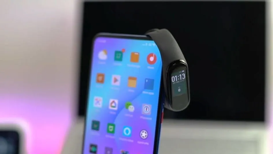 Xiaomi Mi Band 4 уже продается по цене предыдущей версии. А как подешевели старые браслеты?