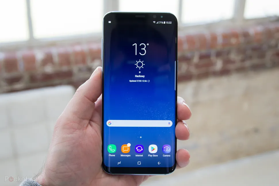 Samsung Galaxy S8 Plus отдают с гигантской скидкой. Почему надо брать?
