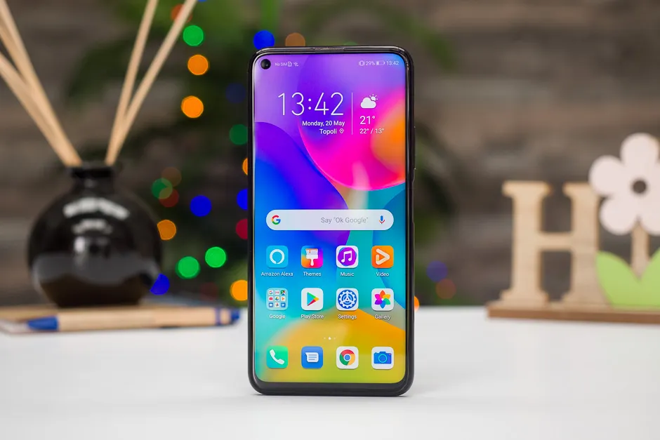 Обзор Honor 20 Pro. Что умеет самый дорогой гаджет бренда?