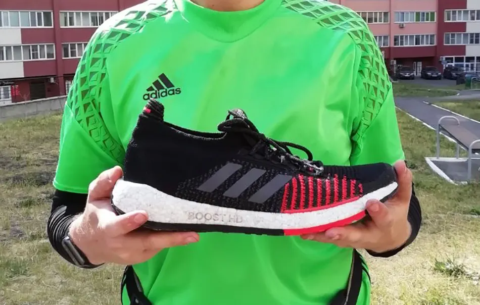 К нам попали Pulseboost HD – новые кроссовки adidas для бега в городе. Они в полном порядке