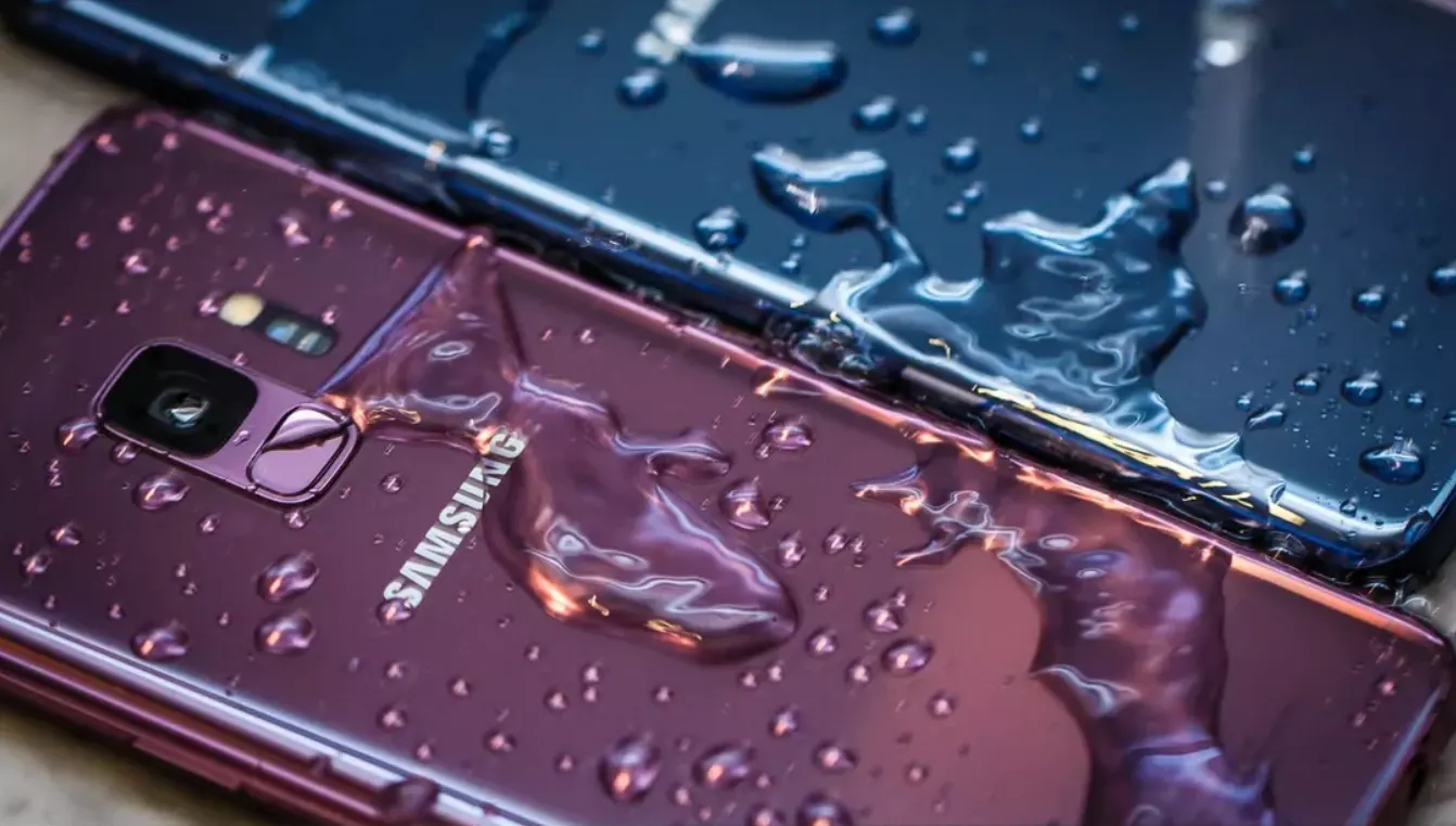 Samsung будут судить в Австралии. Оказывается, Galaxy тонут и умирают
