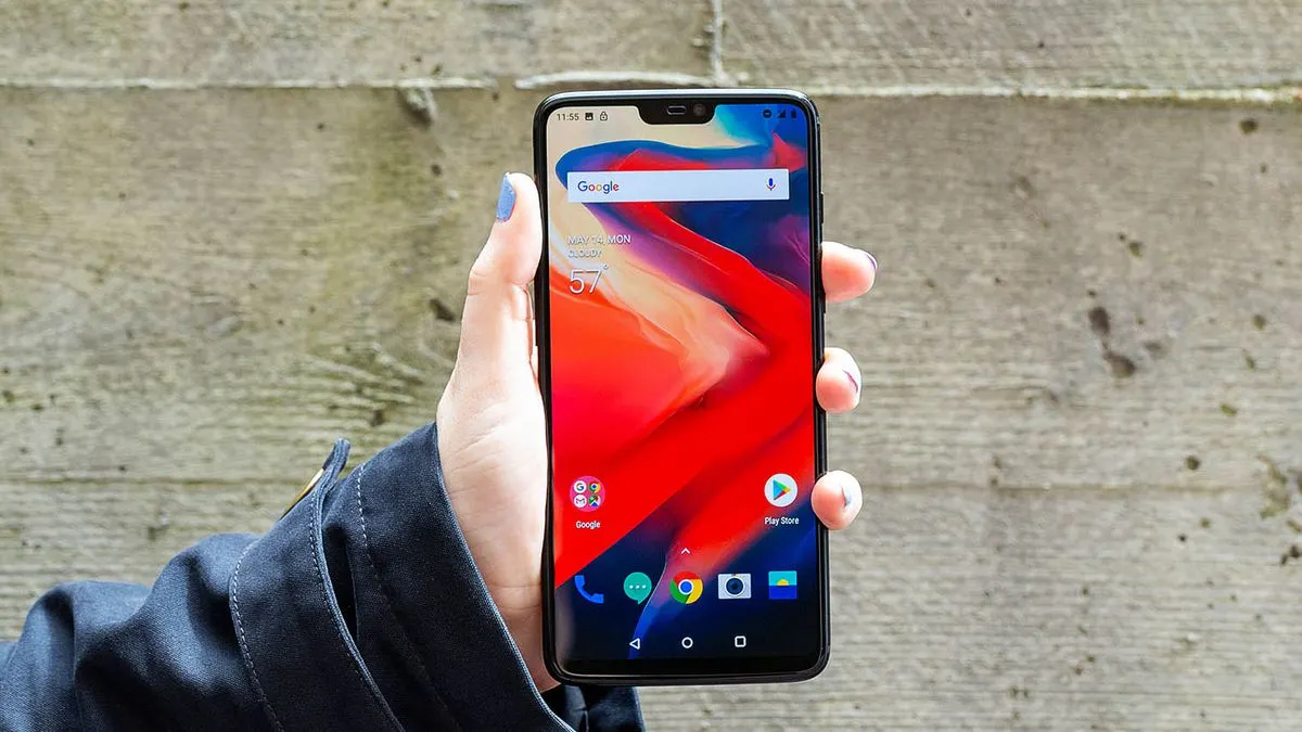 Умельцы превратили OnePlus 6 в 7 Pro. Гениальный патч прокачивает частоту работы экрана