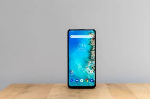 Asus Zenfone 6 и еще 3 недорогих девайса, которые будут актуальны еще очень долго