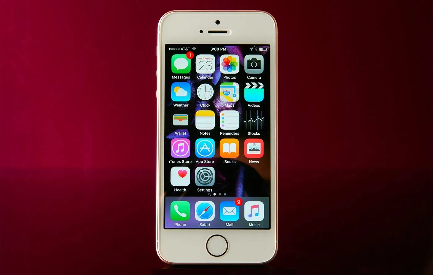 iPhone SE почти умер. Но у него есть классная альтернатива