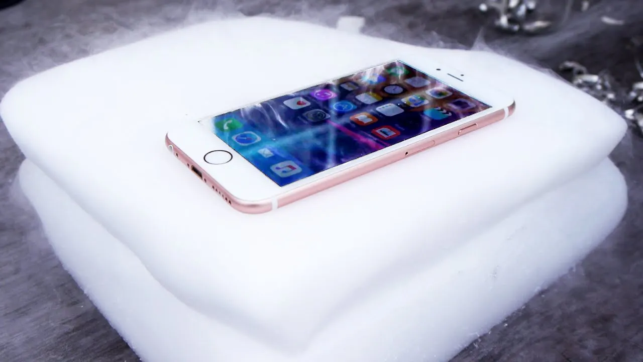 Зачем и когда нужно прикладывать к iPhone кубики льда