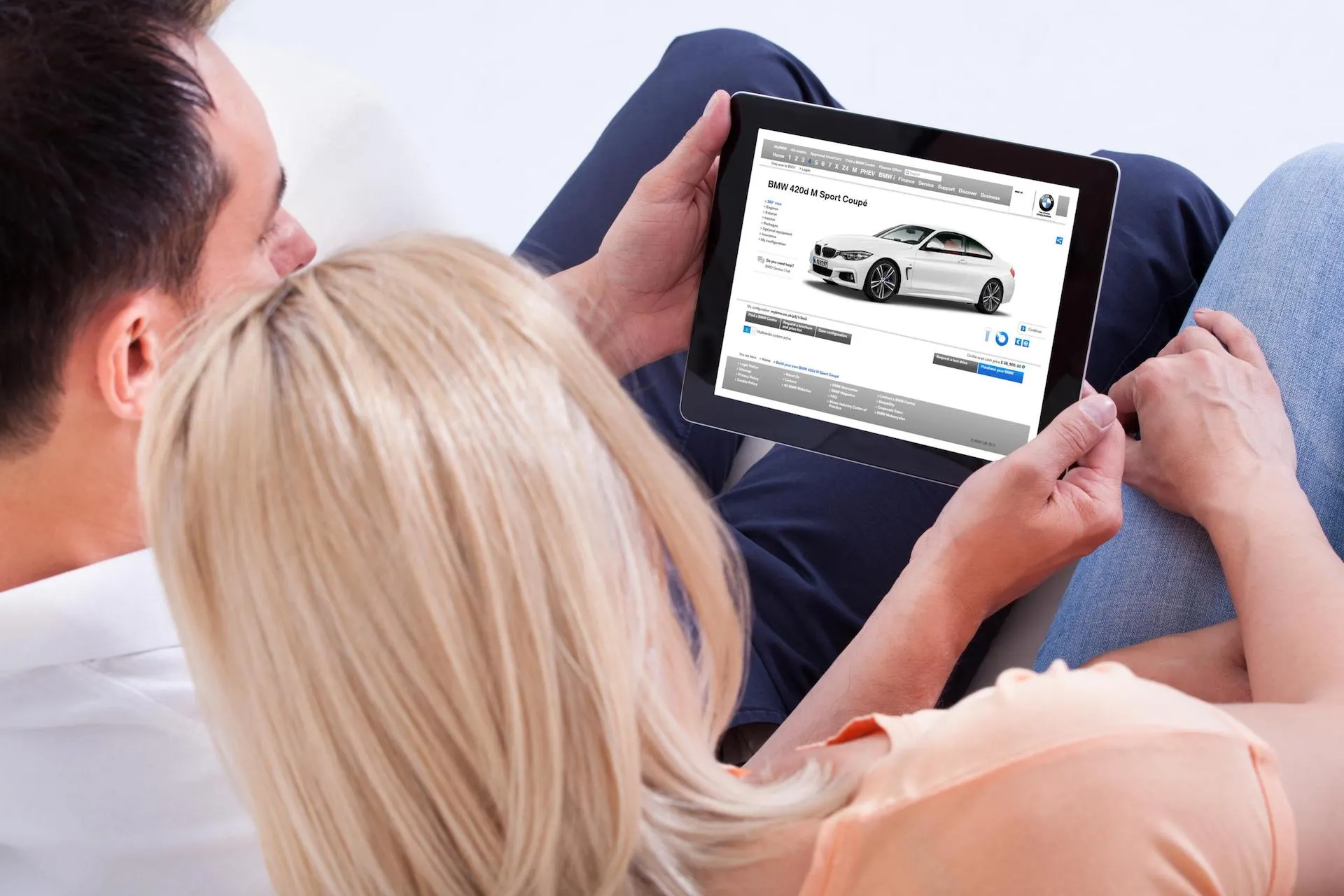 Renault продавала автомобили через интернет с доставкой на дом. Чем все закончилось?