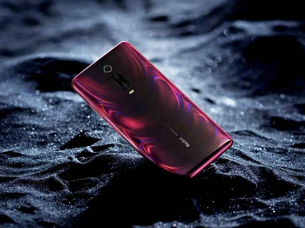 Xiaomi Mi9T Pro скоро приедет в Россию. Но его можно купить до релиза и дешевле