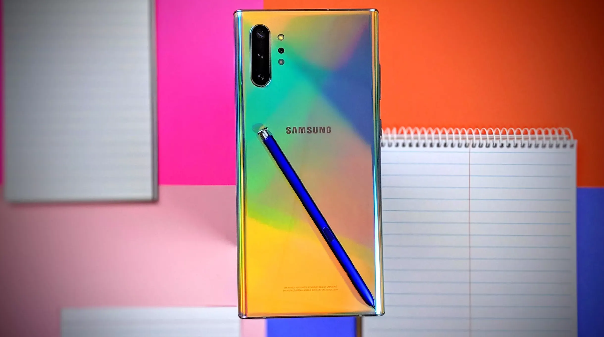 У Samsung Galaxy Note 10 рухнула цена. Он стоит реально дешево