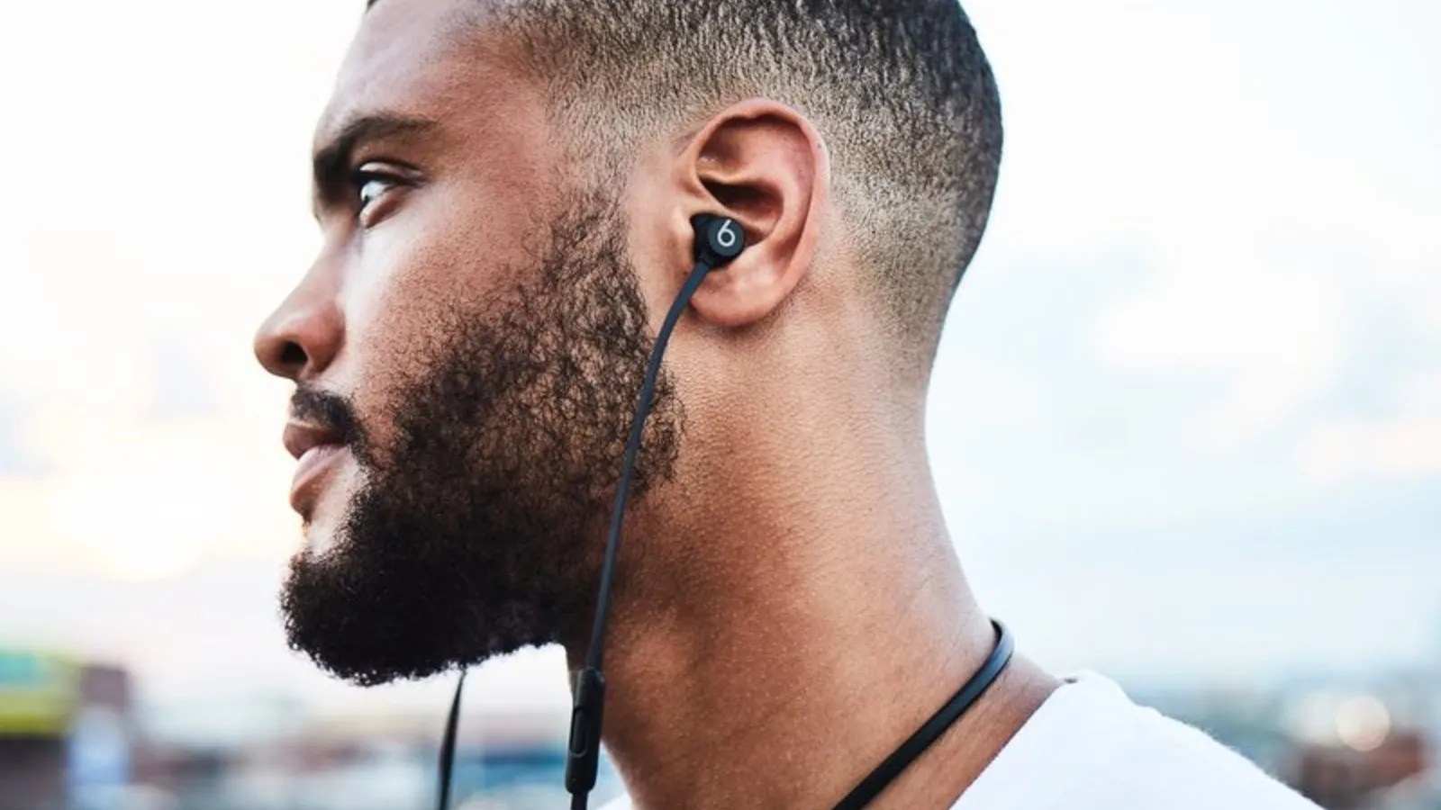 Плохая привычка. Покупать гарнитуру BeatsX
