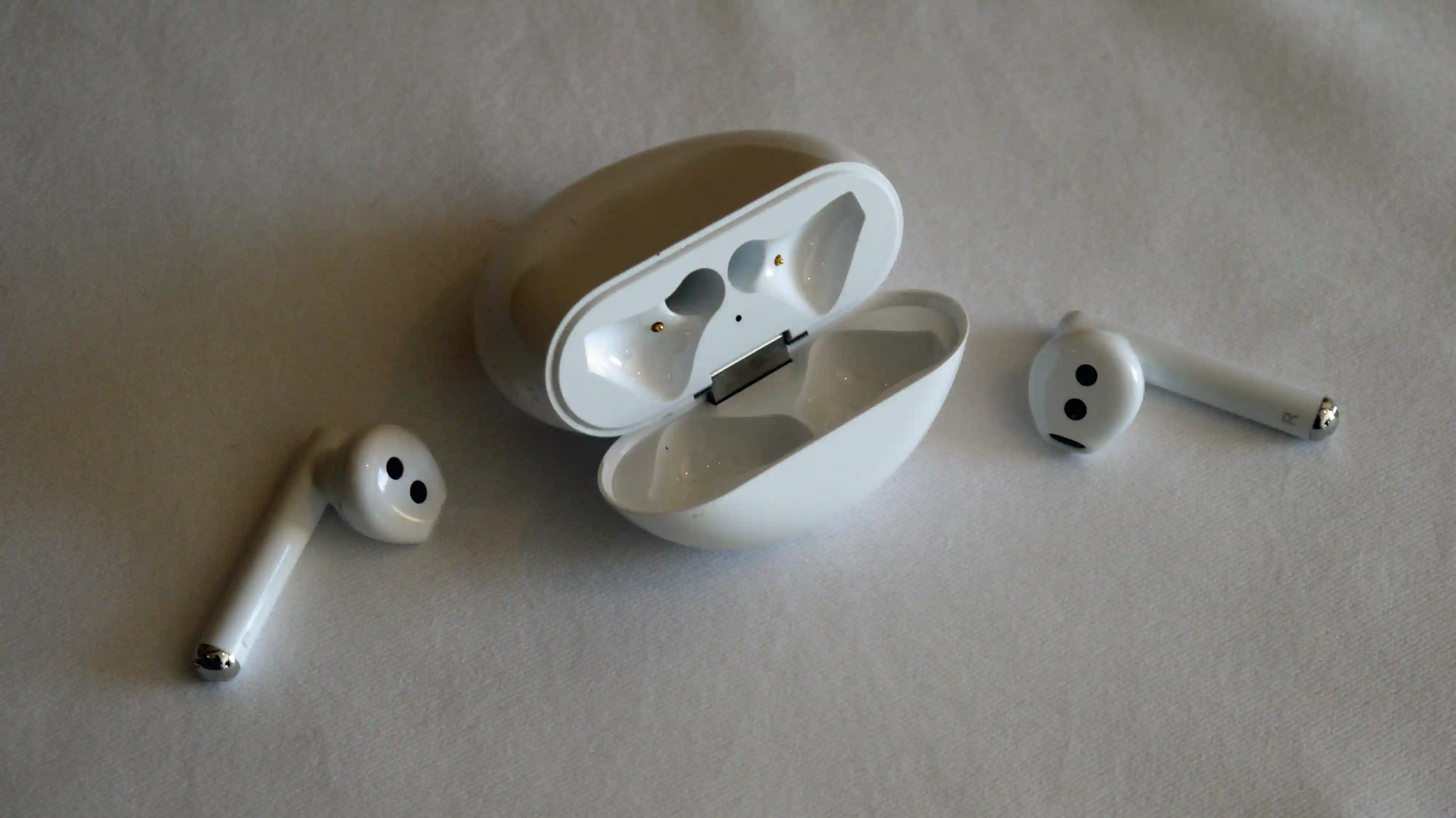 Крутой аналог AirPods от Huawei уже завезли на Али. Сколько стоит и надо ли брать?