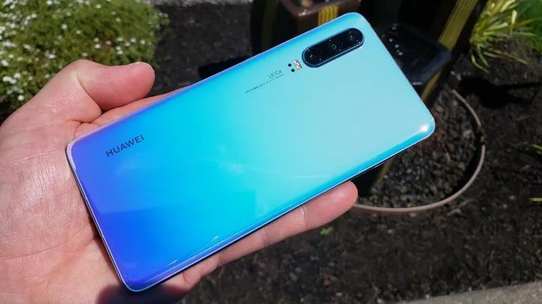 Huawei P30 – самый недооцененный флагман компании. Чем он уникален?