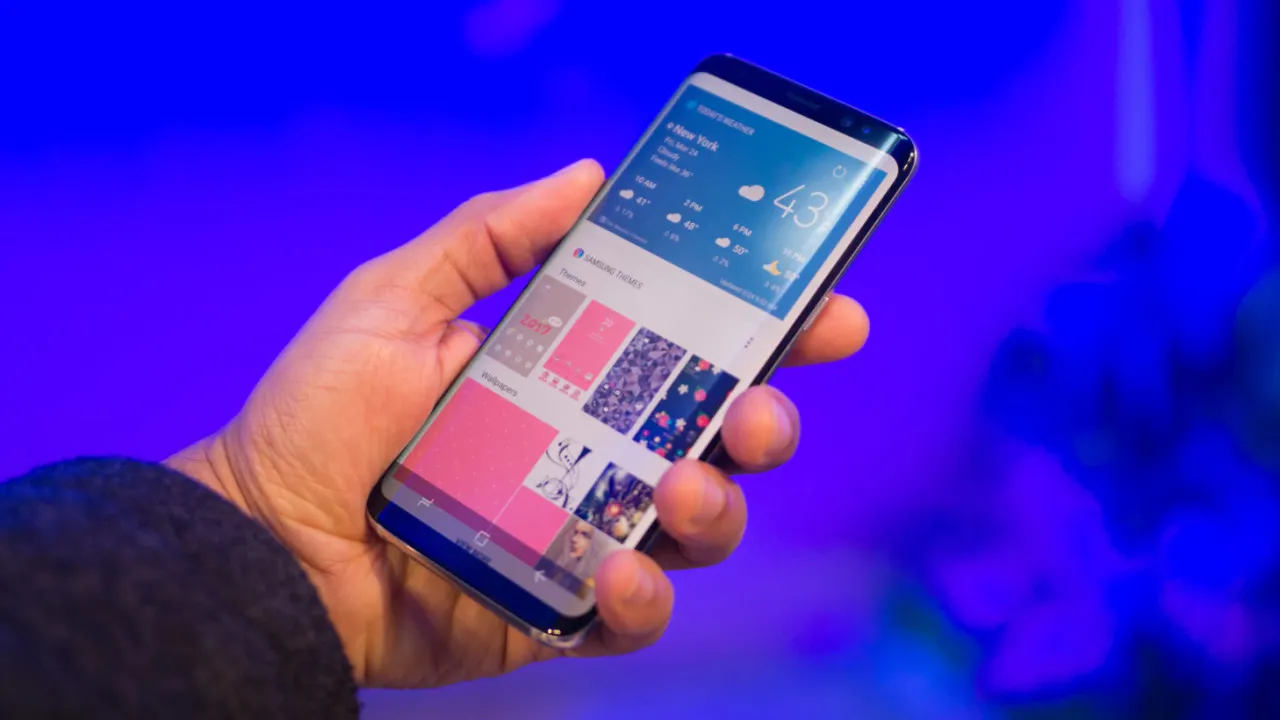 «Мегафон» сливает Samsung Galaxy S8 по топовой цене. Последний шанс урвать легенду