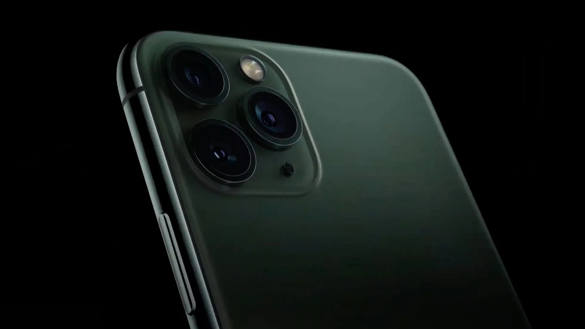 iPhone 11 Pro Max — издевательство над индустрией. Apple больше не тратит время на смартфоны