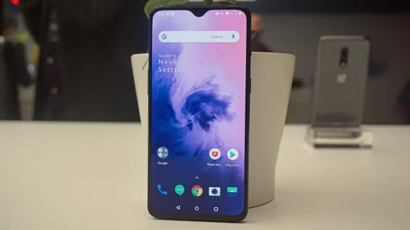 Элитная версия OnePlus 7 приехала в Россию. Стоит дешевле, чем в Китае