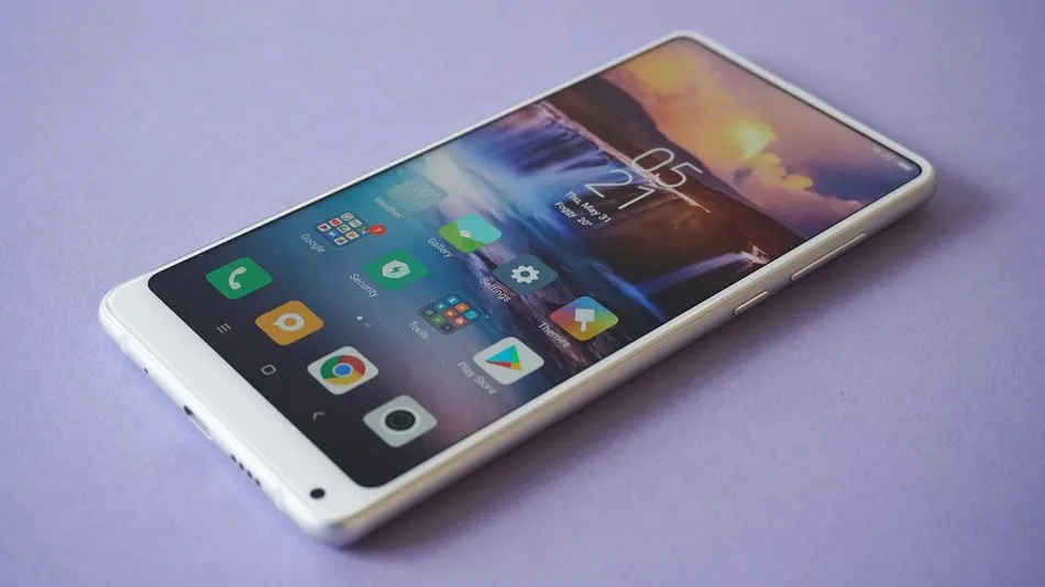 Экс-флагман Xiaomi подешевел до неприличия. Сейчас это самый солидный девайс за свои деньги