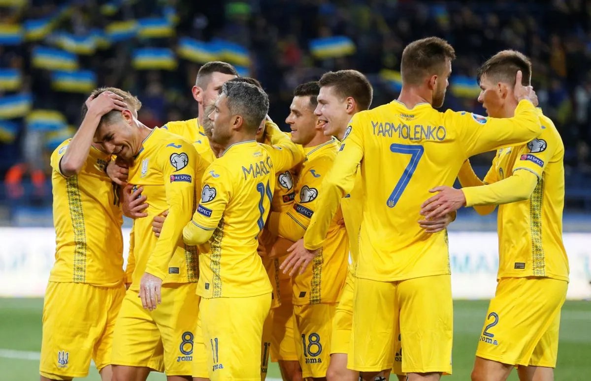 Украина попала на Евро-2020. И ее игрок сразу же подколол Россию