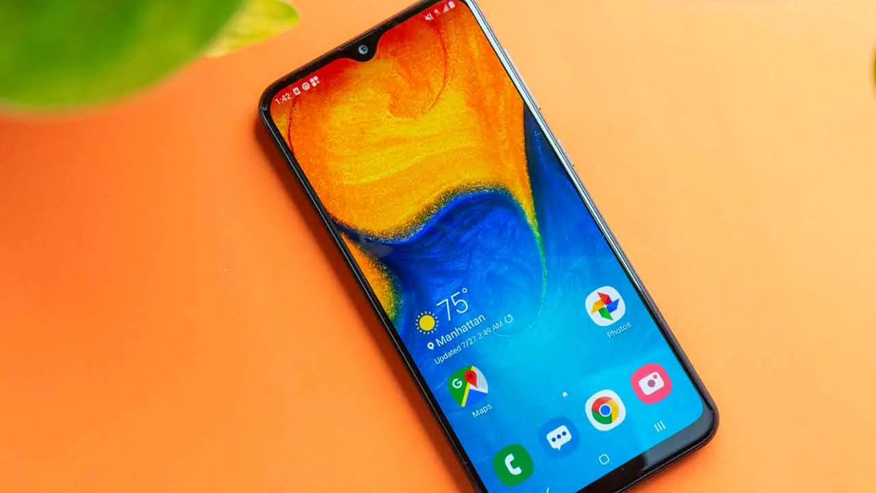 В Россию приехал Samsung Galaxy A20s. Посредственная модель для понтов