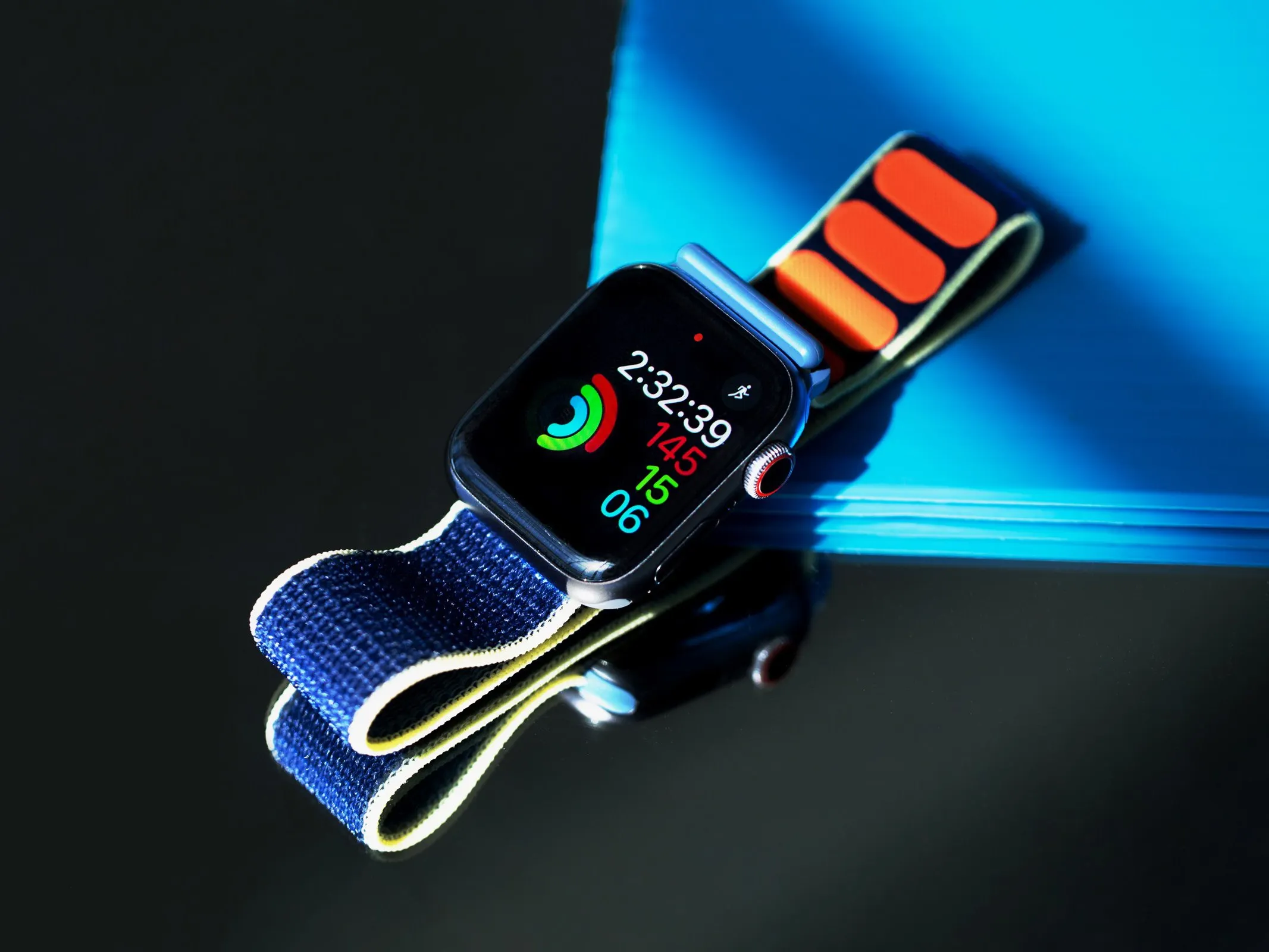 У Apple Watch 5 проблемы с батареей. К ужину часы умирают