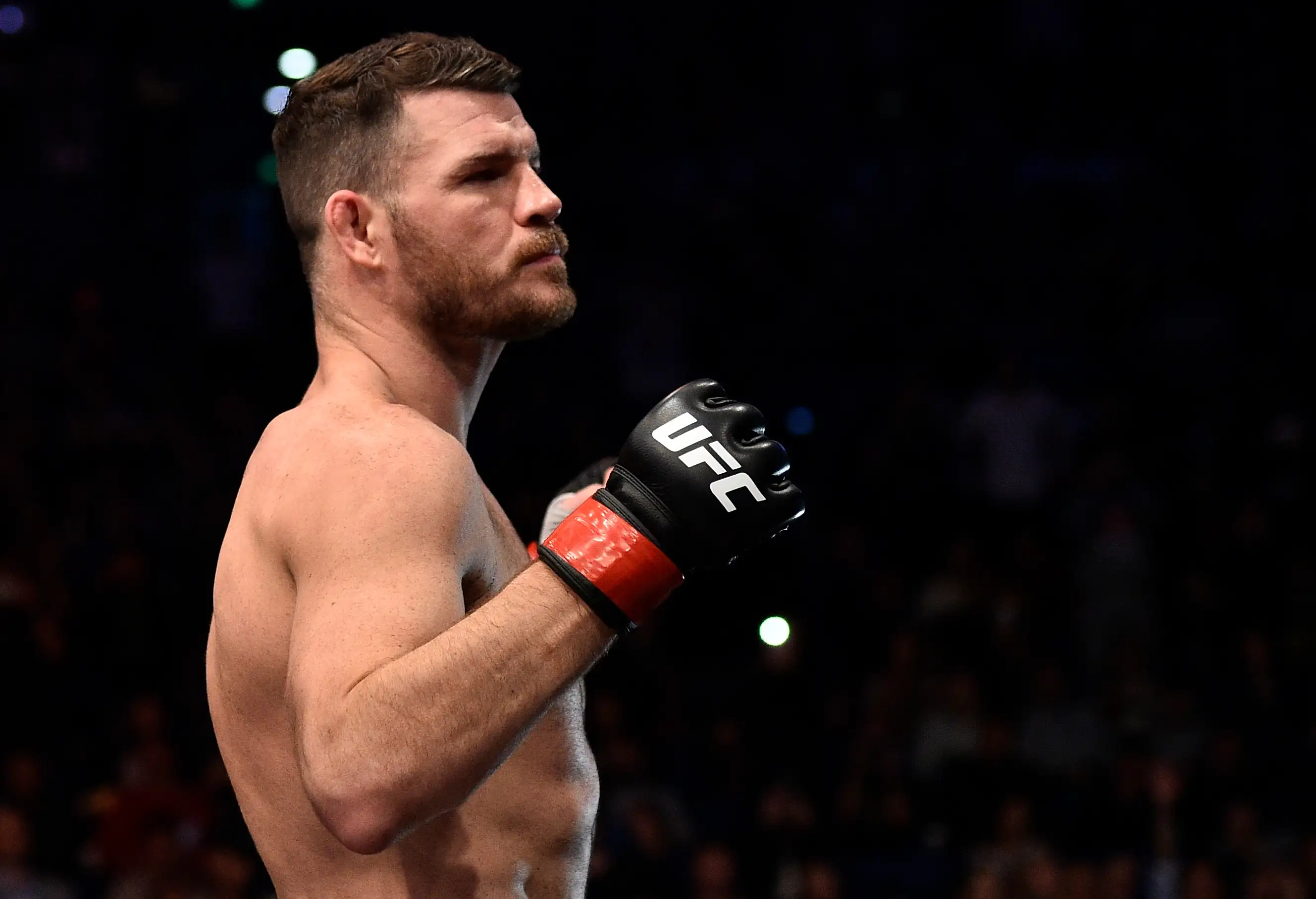 Экс-чемпион UFC 14 лет страдал от болей в колене. Ему вставили  имплант – выглядит жутковато