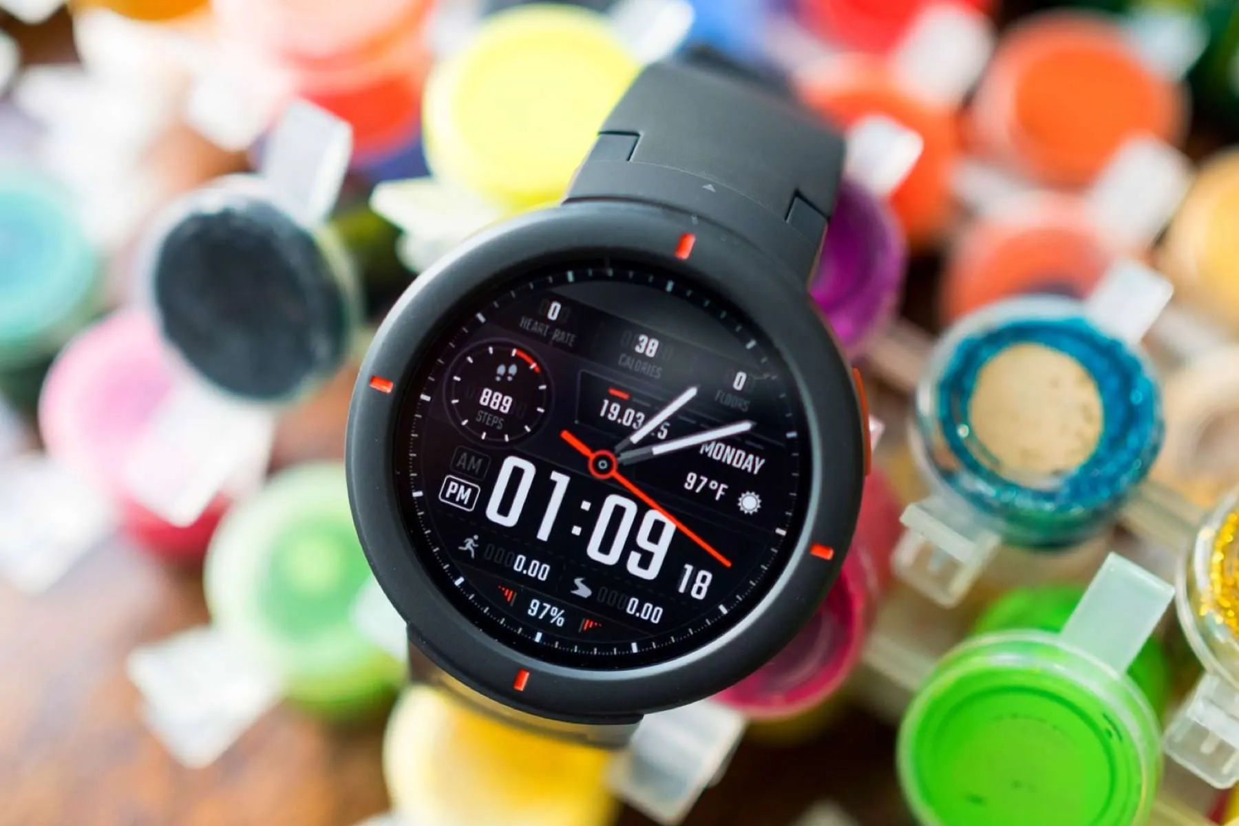 Не только Amazfit. Xiaomi выпустит свои первые смарт-часы – у них будут две важные особенности