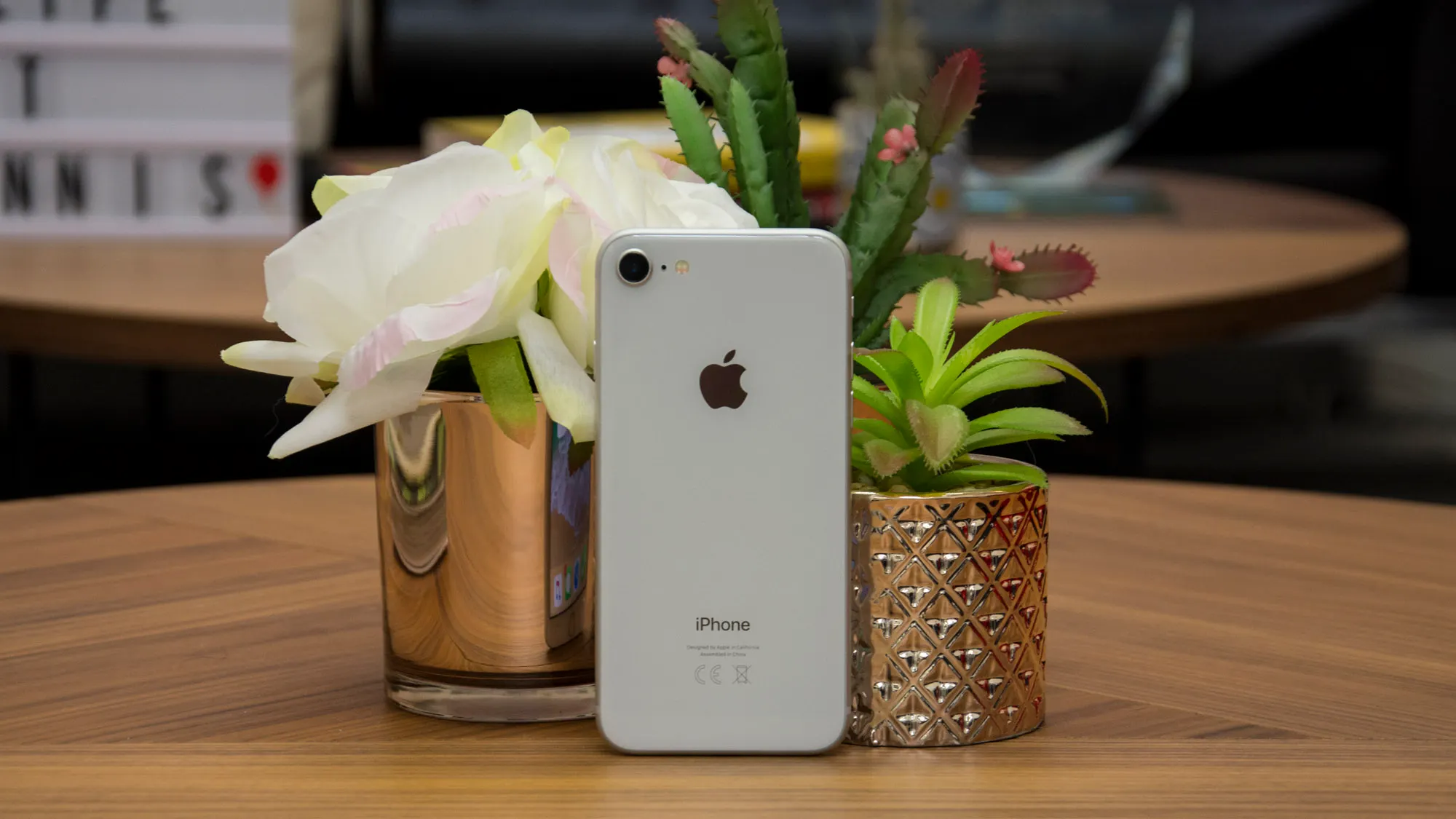 iPhone 8 можно взять по исторически низкой цене. Теперь это лучший девайс бренда до 30 тысяч рублей
