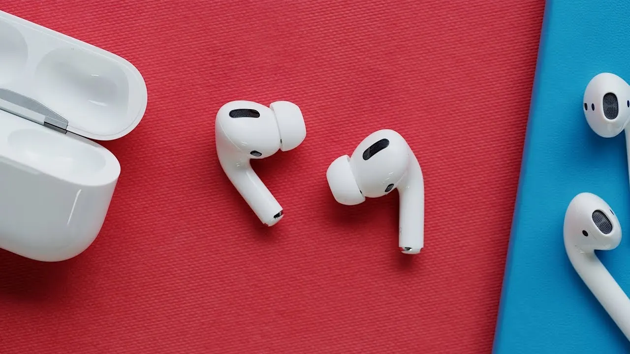 AirPods Pro приехали в Россию. На Маркете наушники уже продают со скидкой
