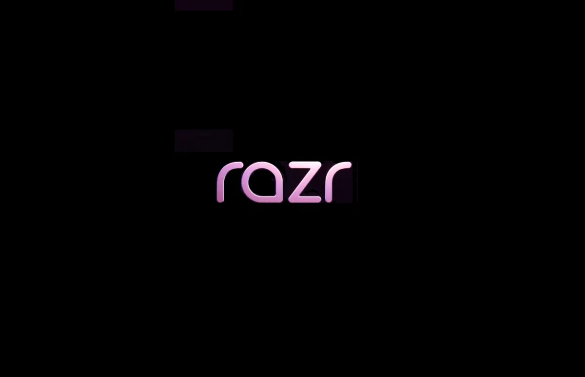 Как будет выглядеть раскладушка Motorola RAZR? Она очень похожа на модель 2004 года