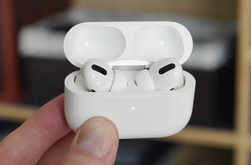 У AirPods Pro есть важный минус. Чем про-версия хуже обычной модели?